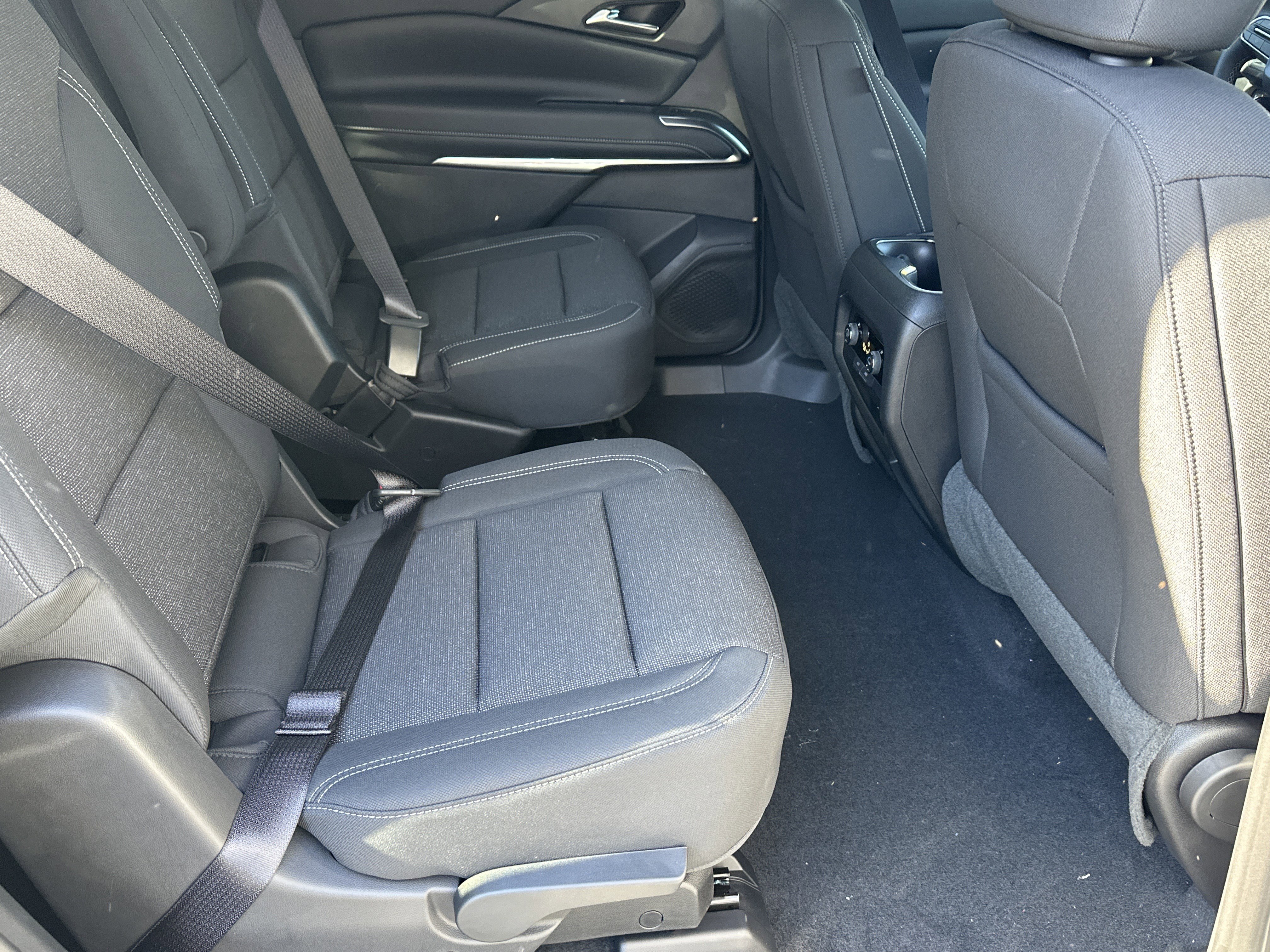 2025 Chevrolet Traverse FWD LT