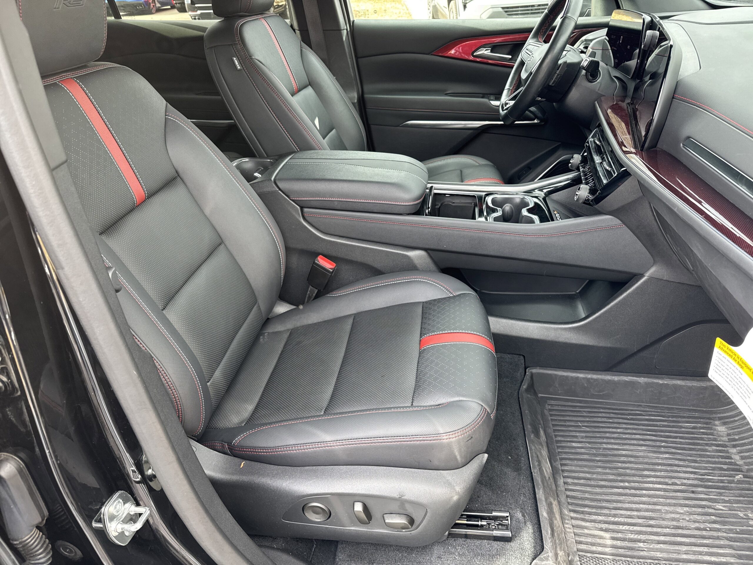 2024 Chevrolet Traverse AWD RS