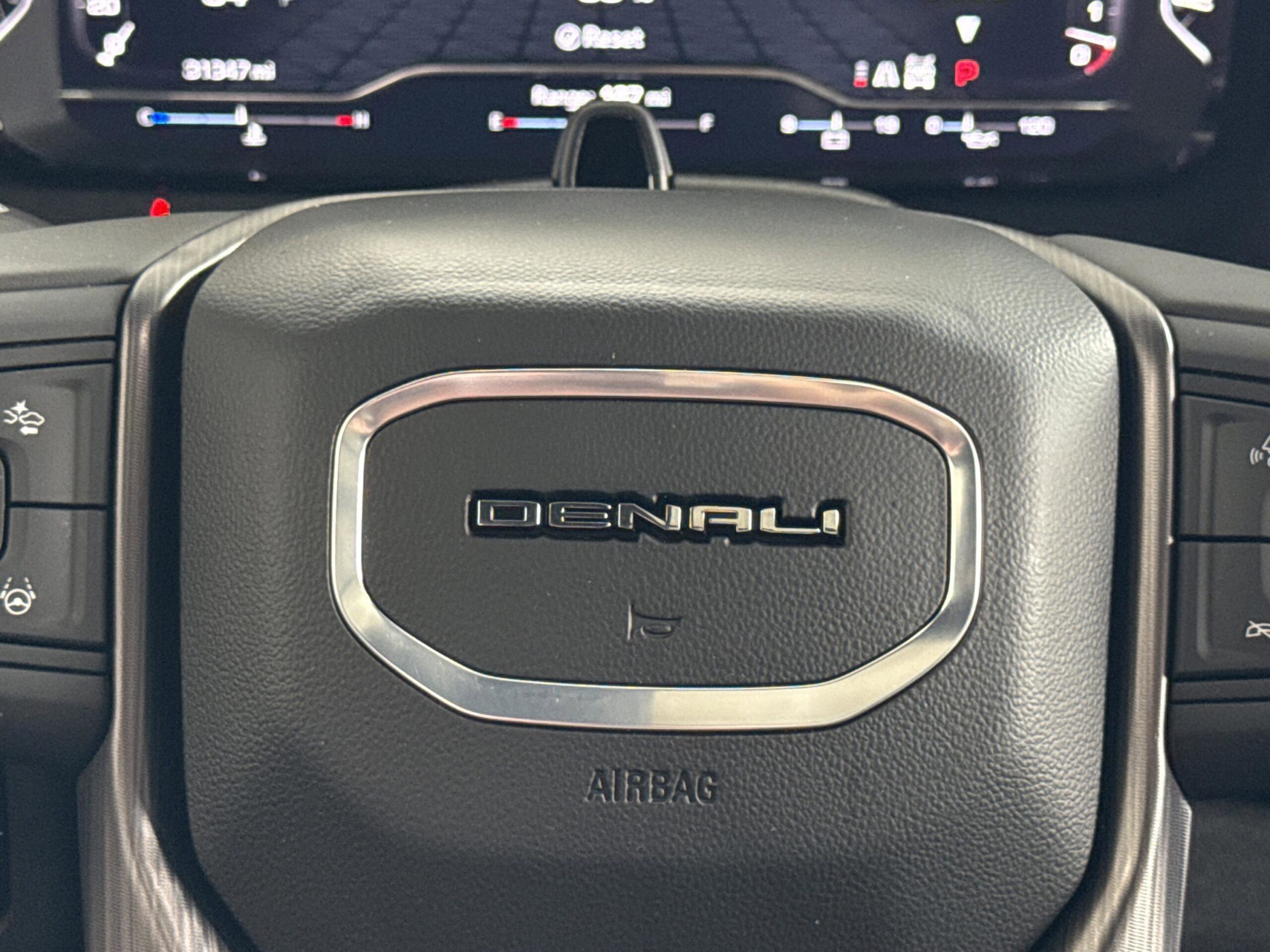 2024 GMC Yukon Denali Ultimate