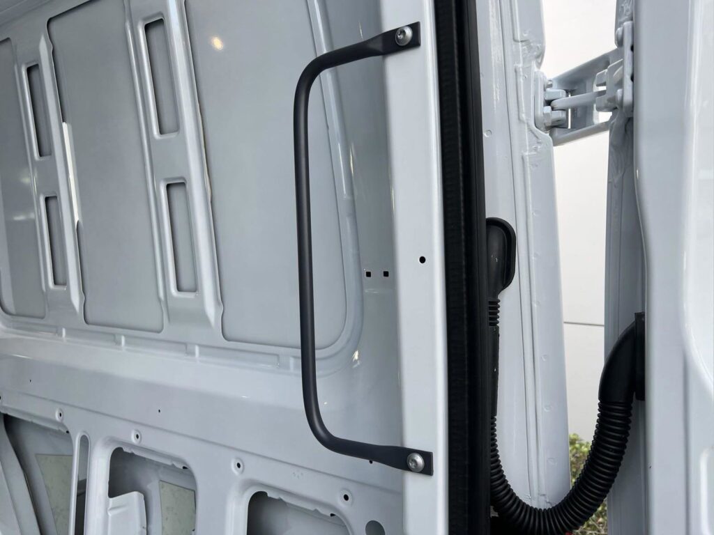 2025 Mercedes-Benz Sprinter Cargo Van 2500