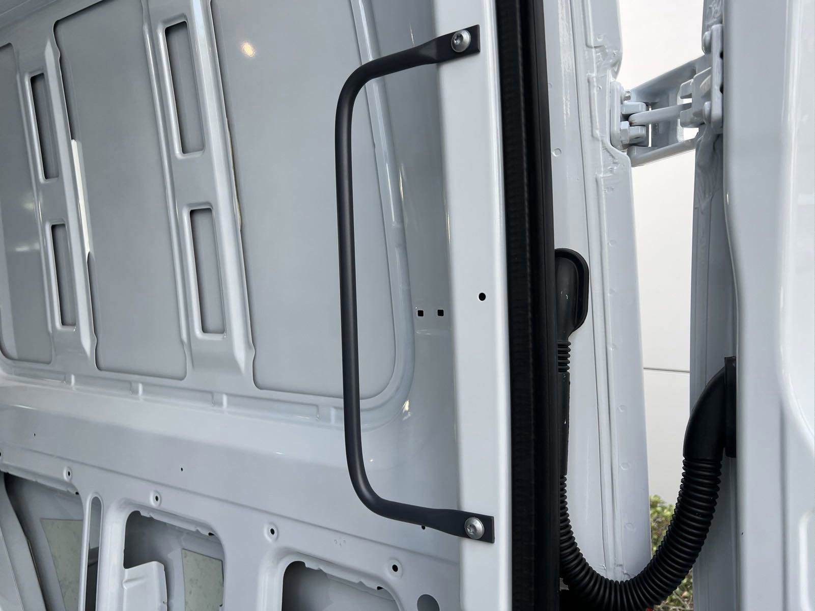 2025 Mercedes-Benz Sprinter Cargo Van 2500