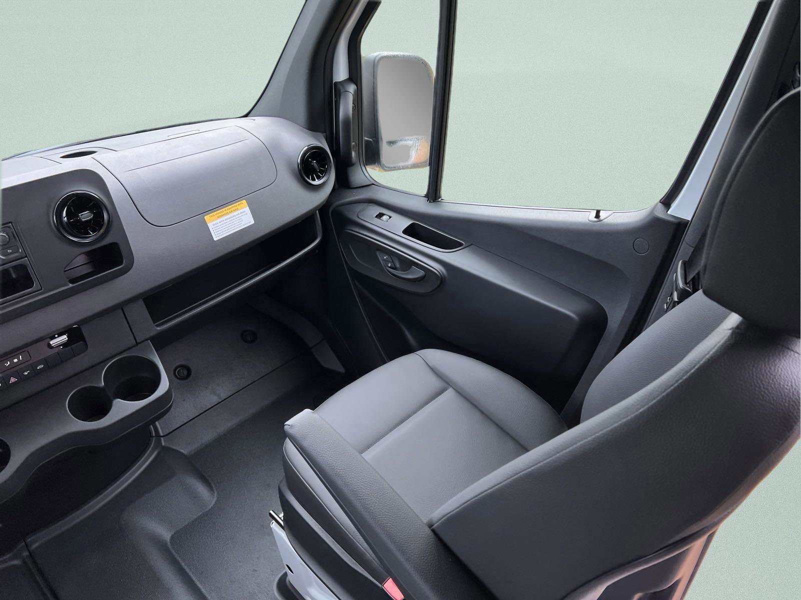 2025 Mercedes-Benz Sprinter Cargo Van 2500