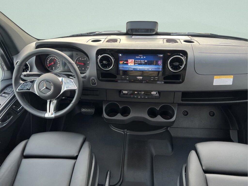 2025 Mercedes-Benz Sprinter Cargo Van 2500