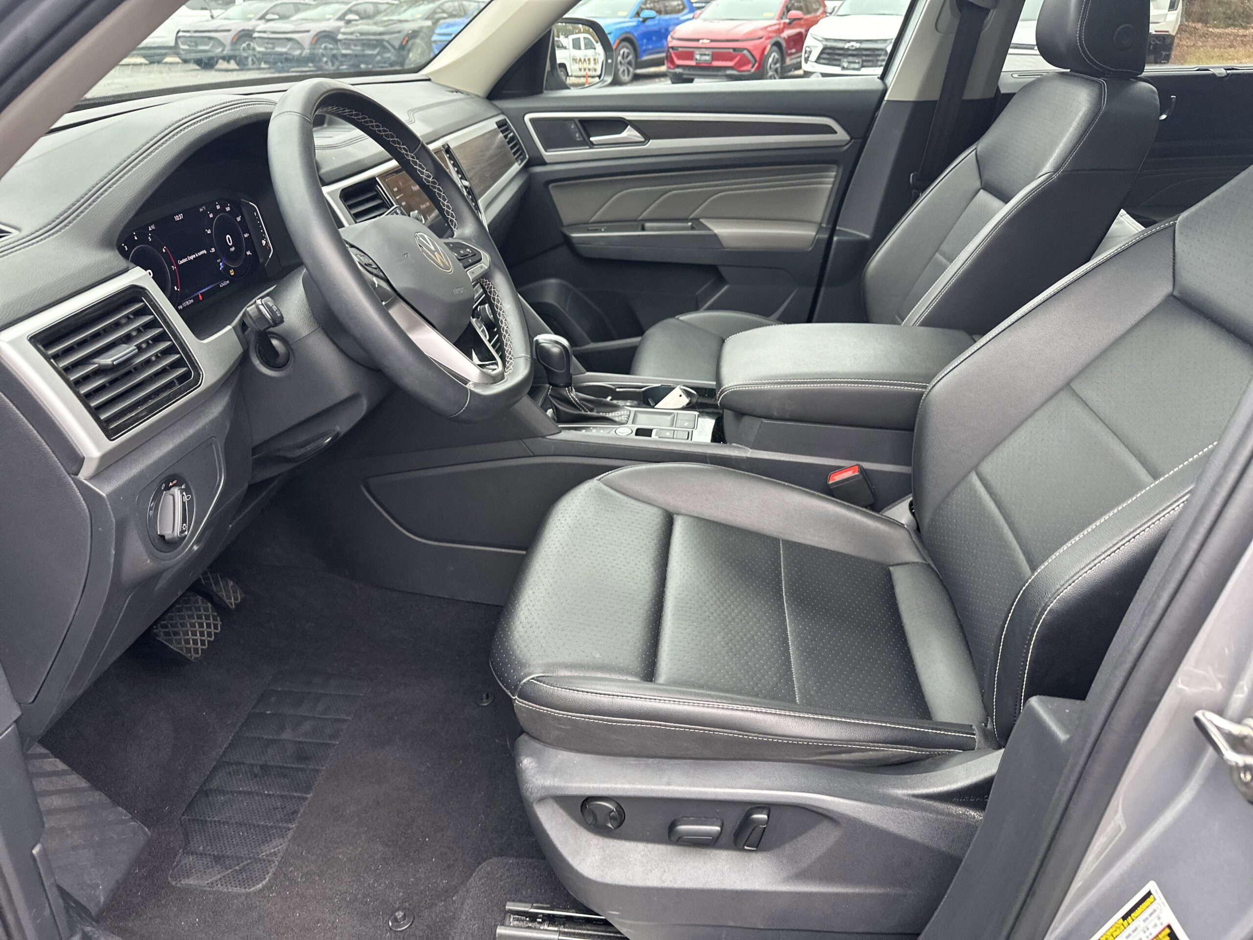 2022 Volkswagen Atlas 2.0T SE w/Technology