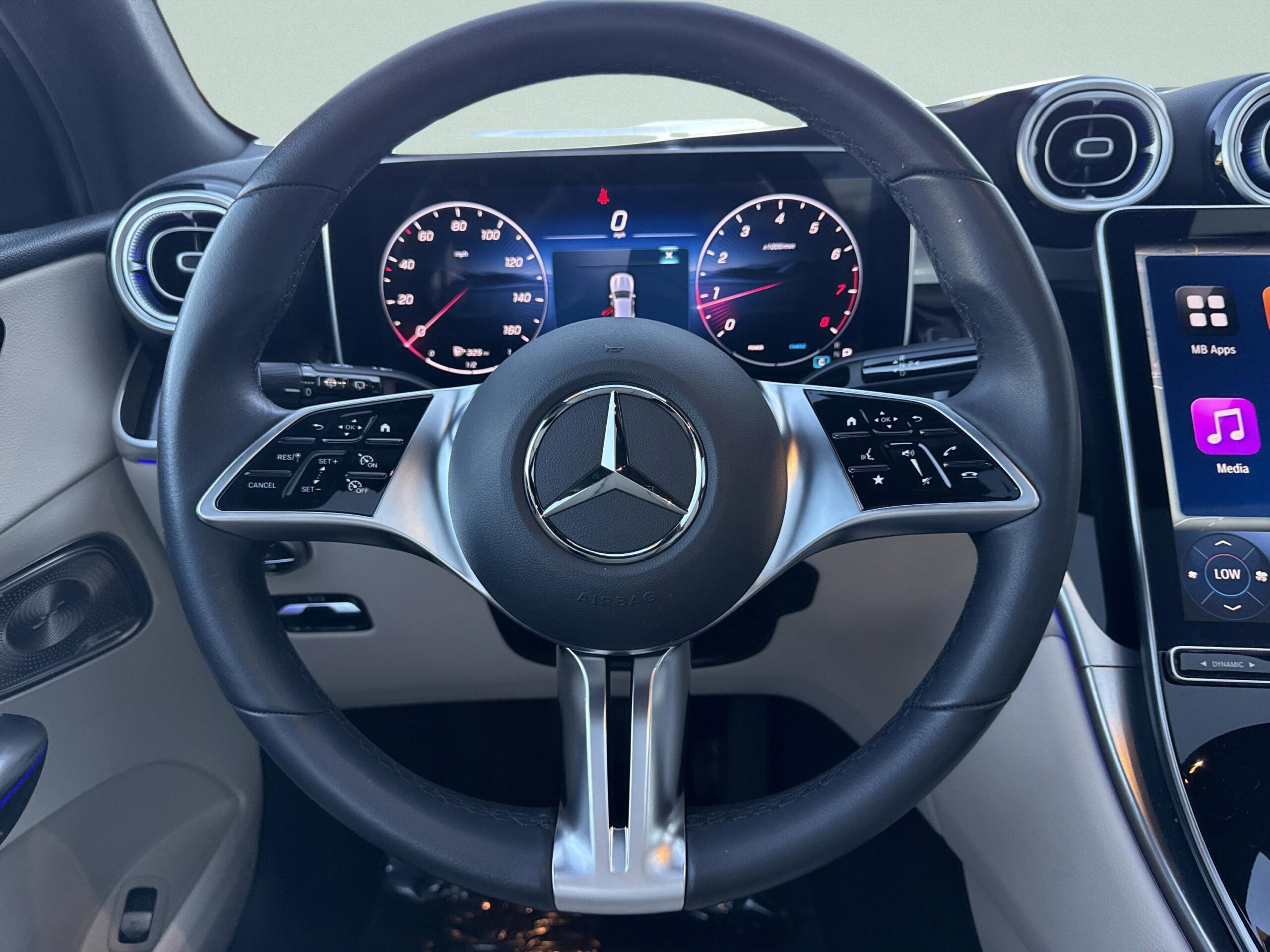 2025 Mercedes-Benz GLC GLC 300
