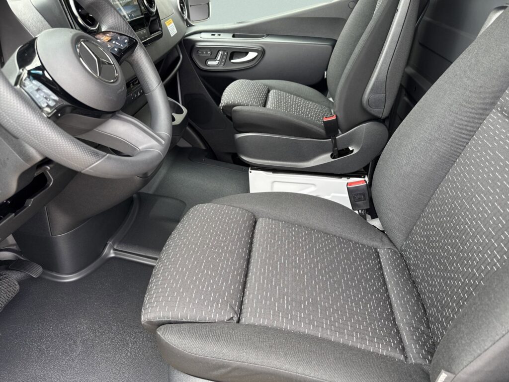 2025 Mercedes-Benz Sprinter Cargo Van 2500