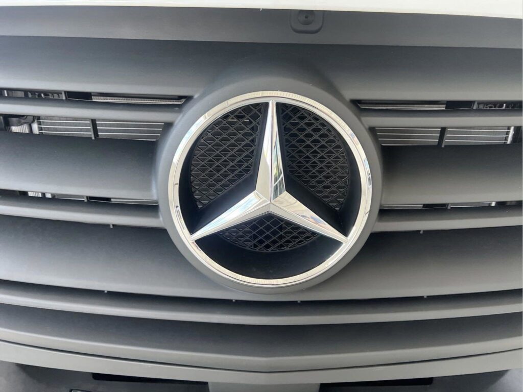 2025 Mercedes-Benz Sprinter Cargo Van 2500