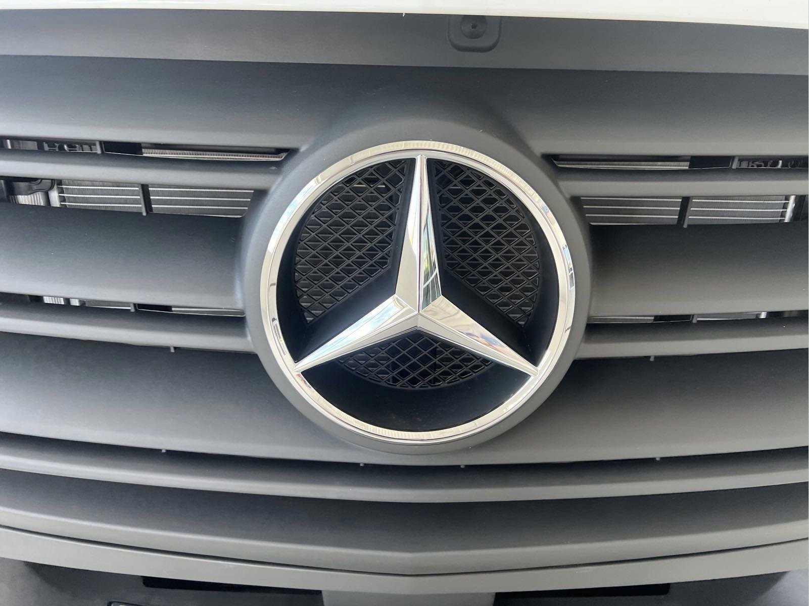 2025 Mercedes-Benz Sprinter Cargo Van 2500