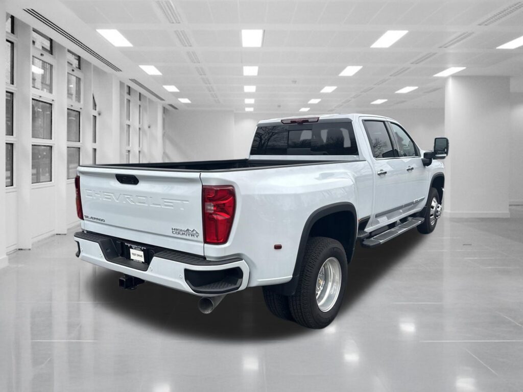 2026 Chevrolet Silverado 3500HD High Country