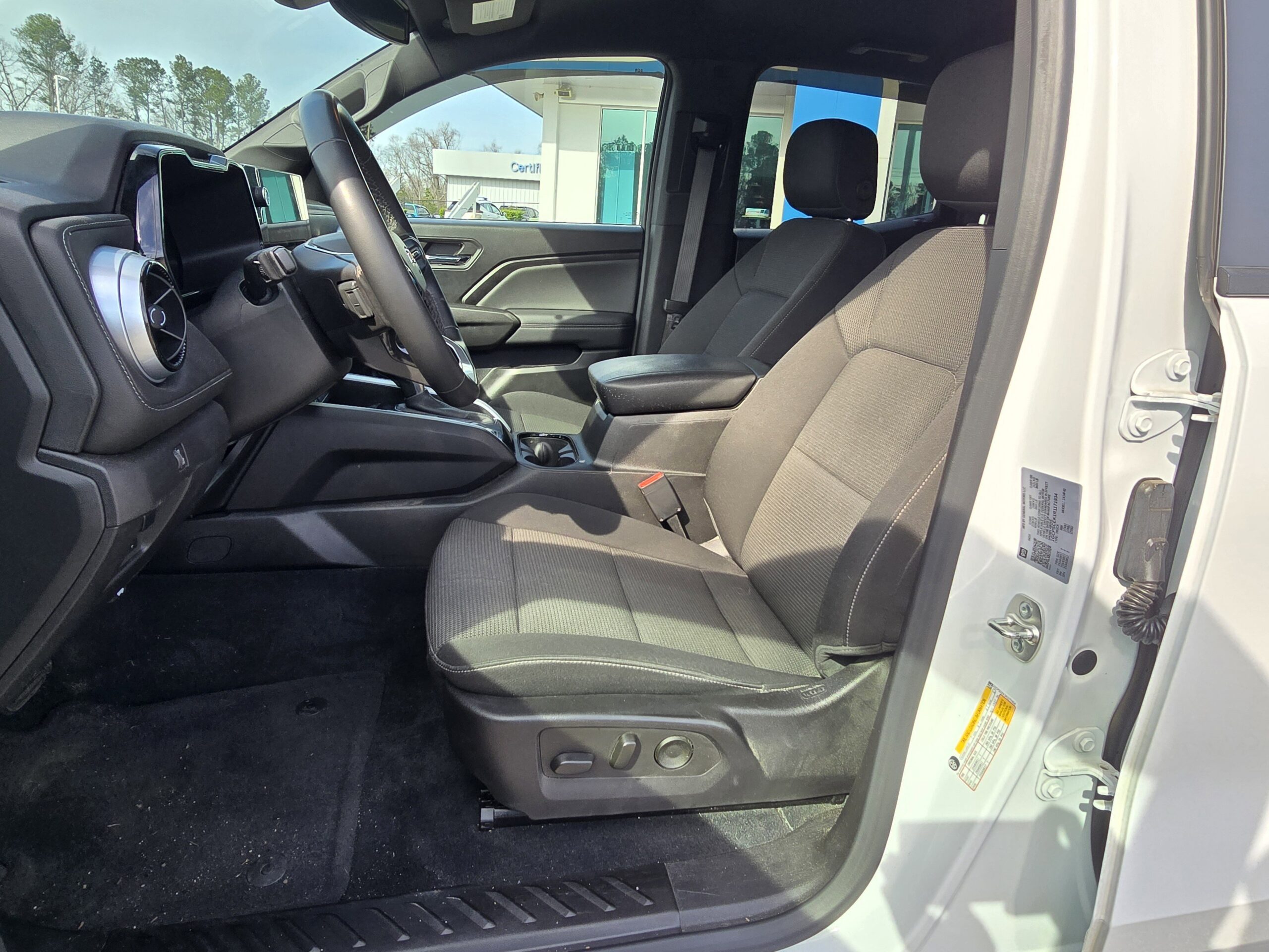 2024 Chevrolet Colorado 2WD LT