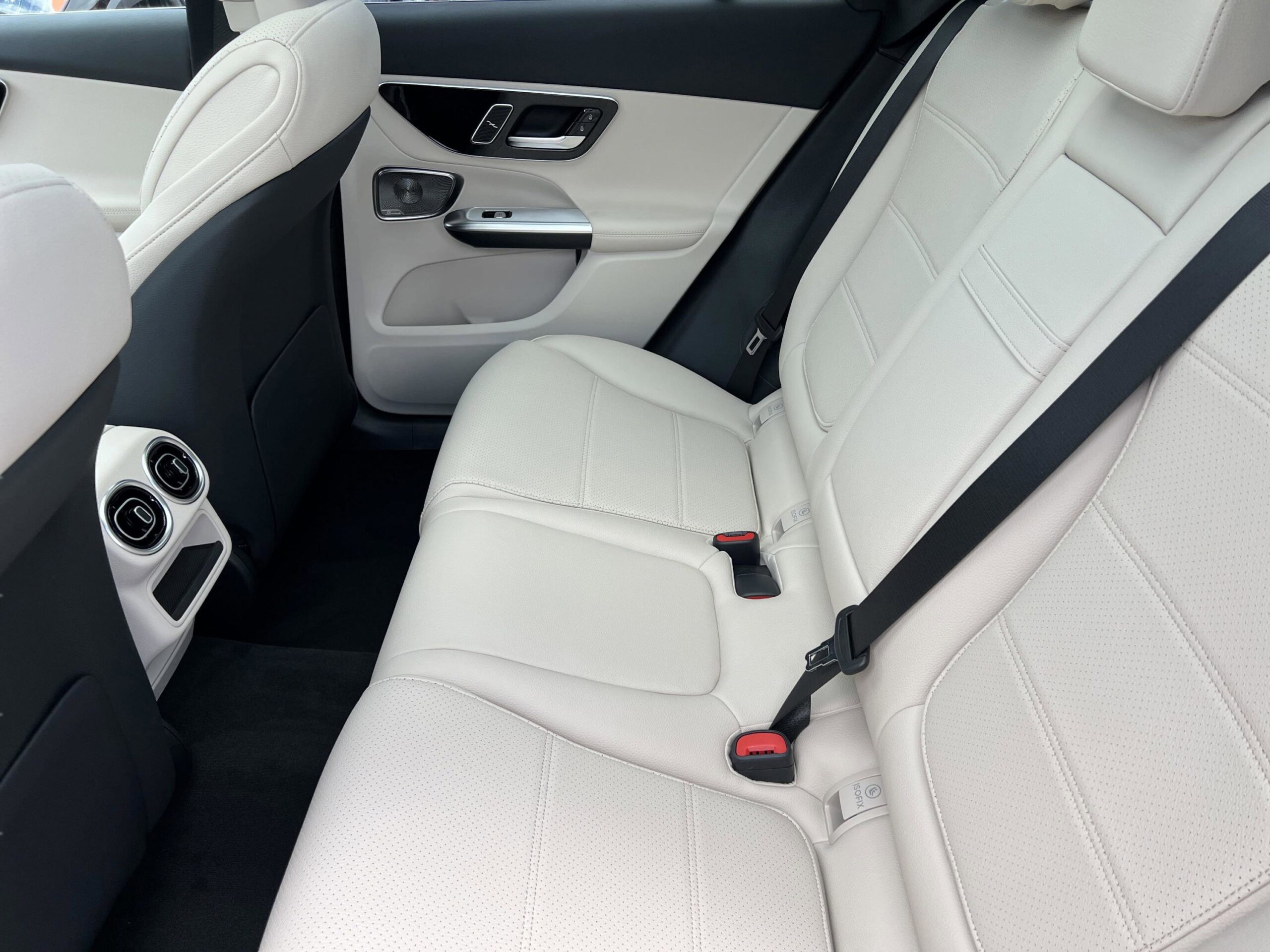 2025 Mercedes-Benz GLC GLC 300