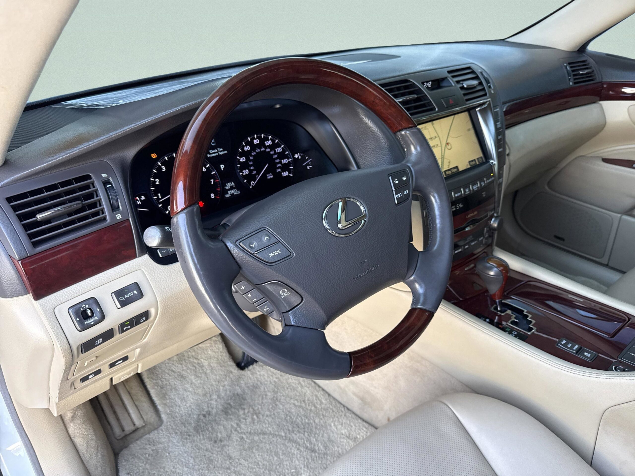 2007 Lexus LS 460