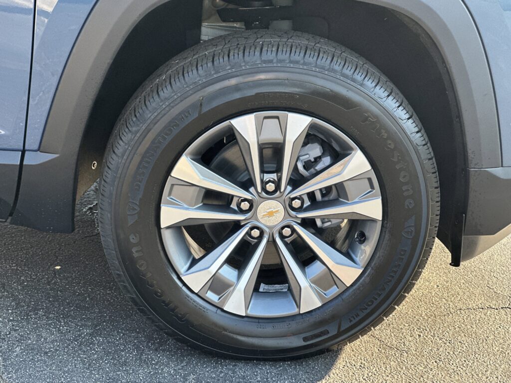 2026 Chevrolet Equinox FWD LT