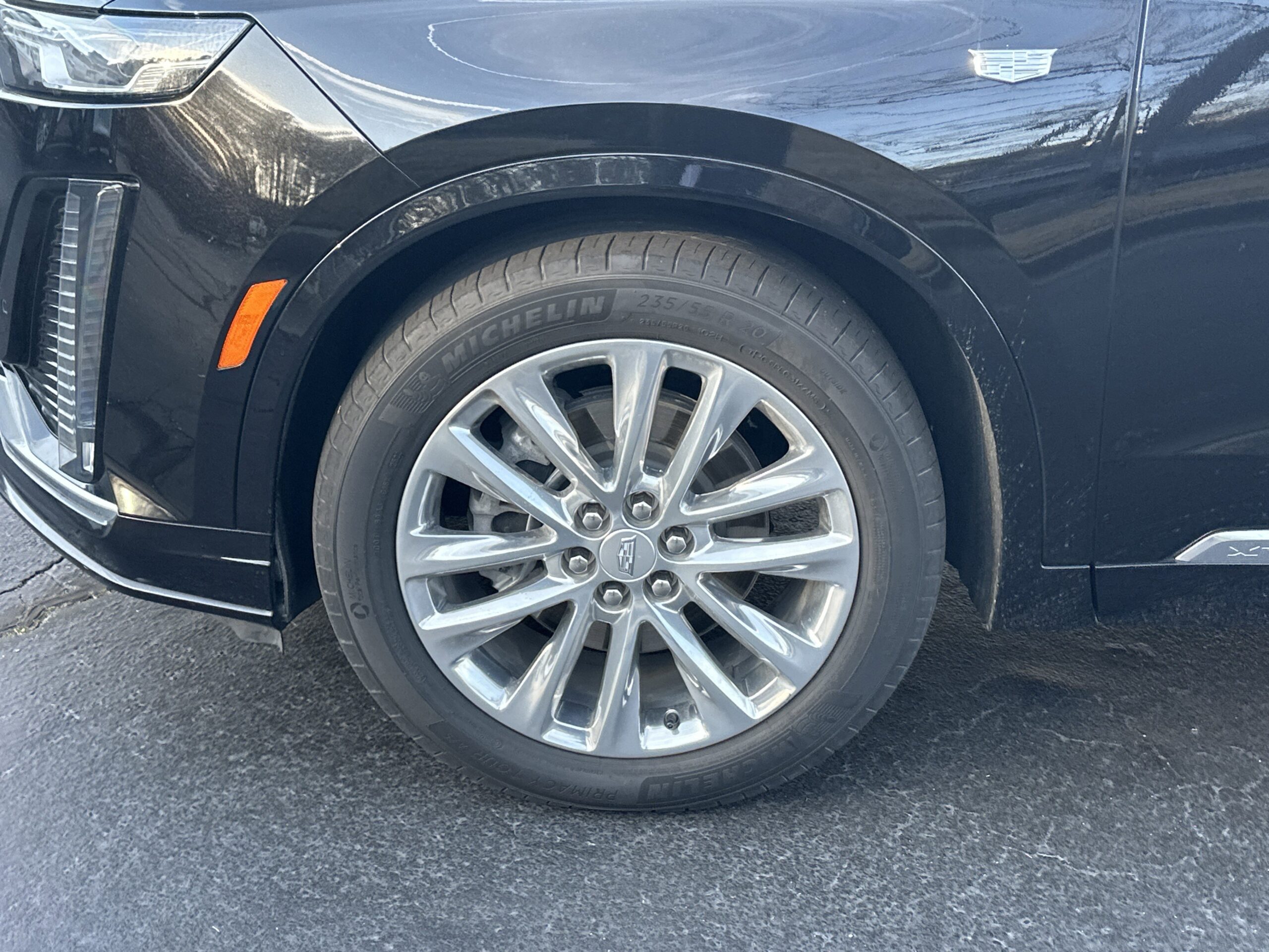 2023 Cadillac XT6 FWD Premium Luxury