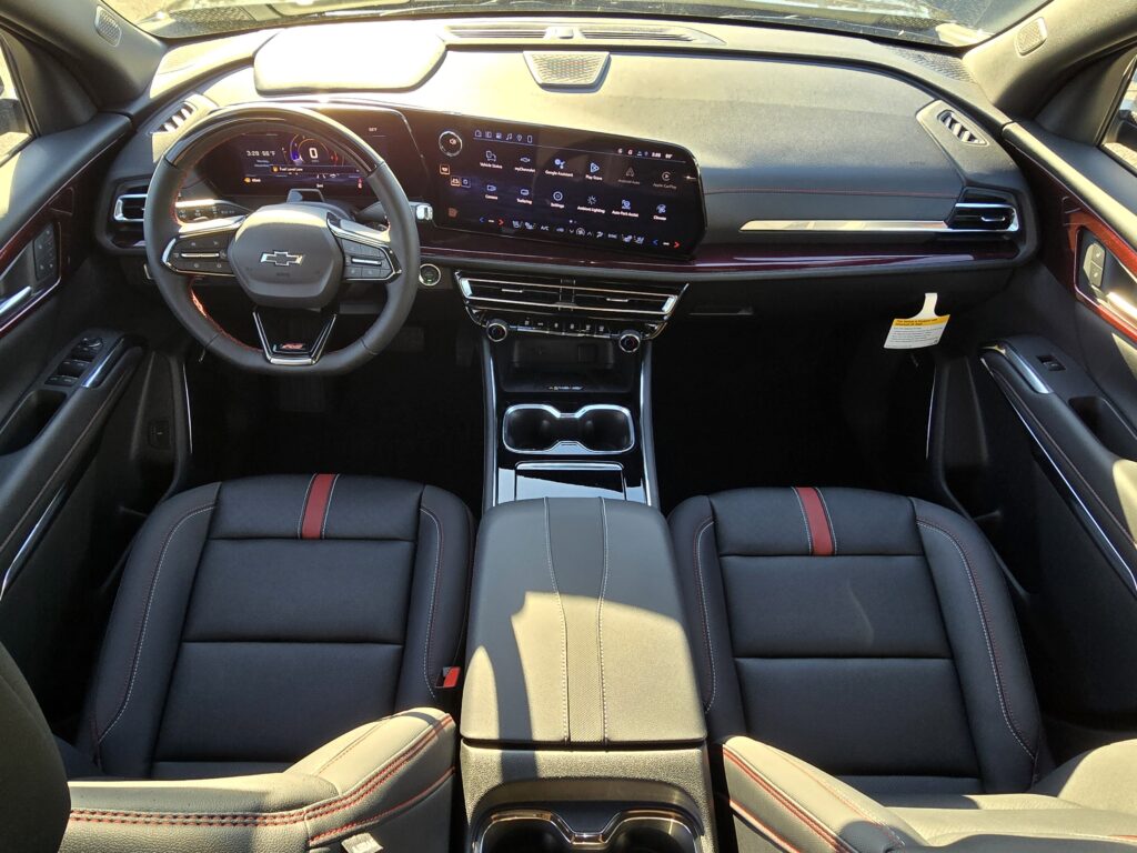 2026 Chevrolet Traverse FWD RS