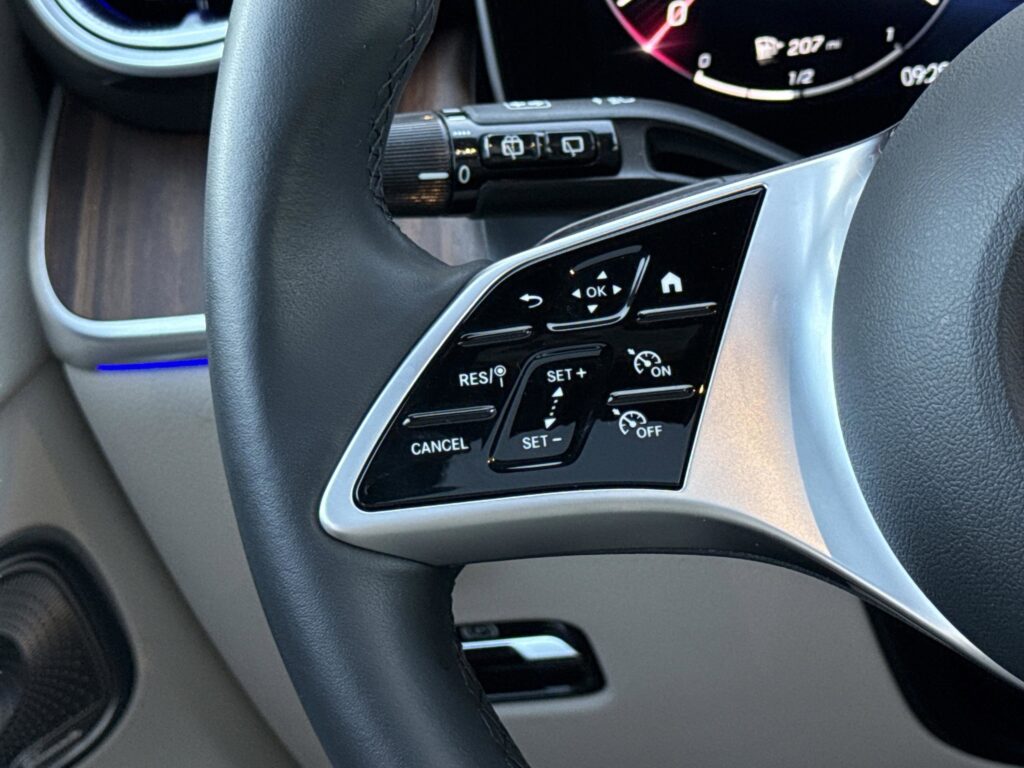 2023 Mercedes-Benz GLC GLC 300