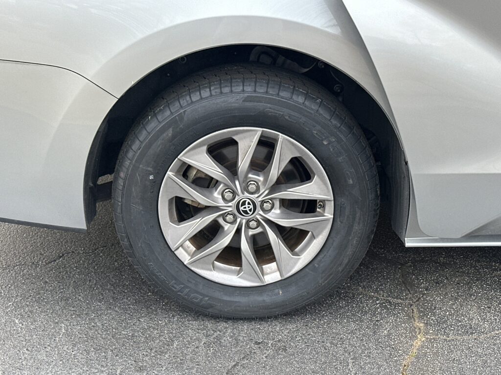 2022 Toyota Sienna XLE
