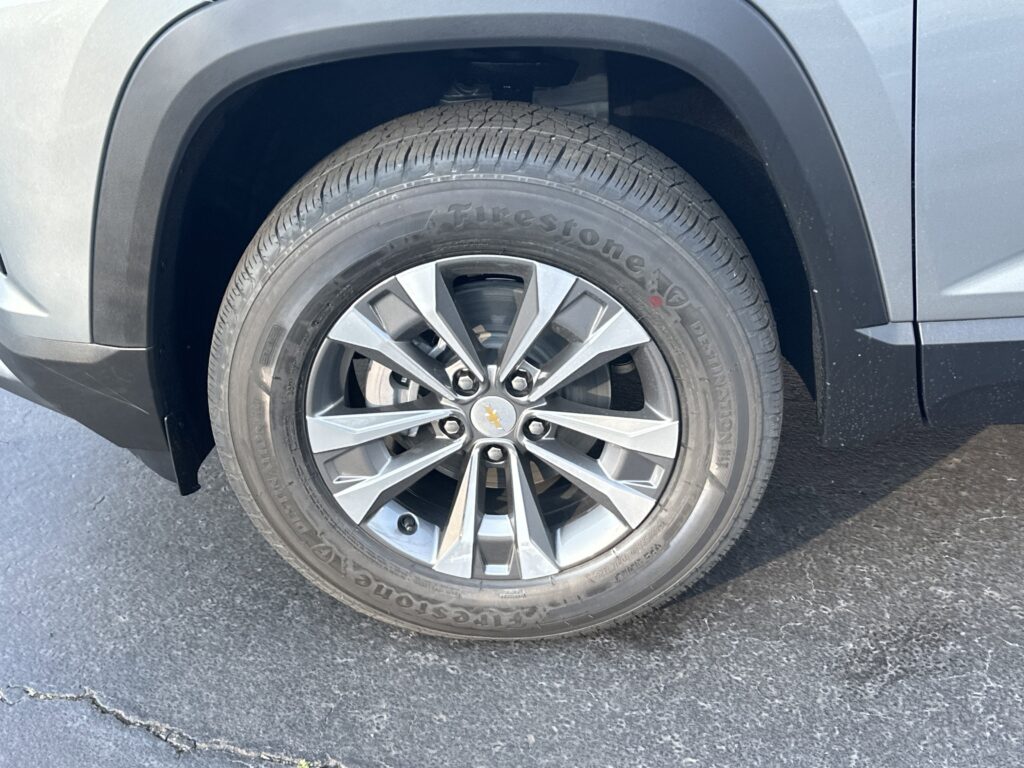2026 Chevrolet Equinox FWD LT