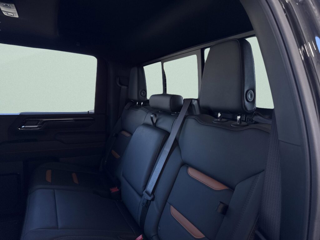 2026 GMC Sierra 2500HD AT4