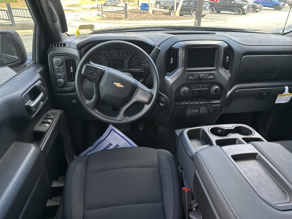 2025 Chevrolet Silverado 1500 Custom