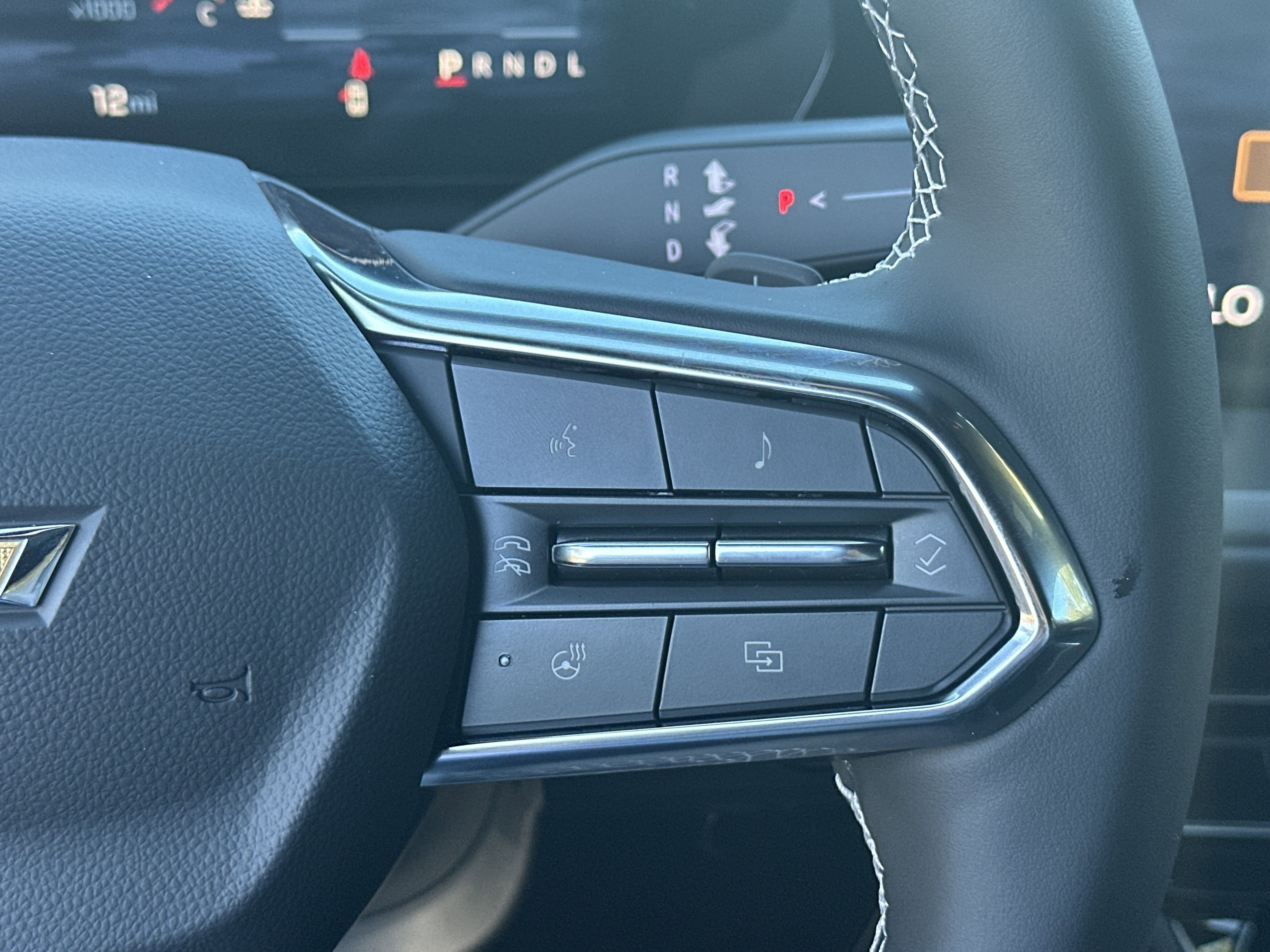 2025 Chevrolet Traverse FWD LT