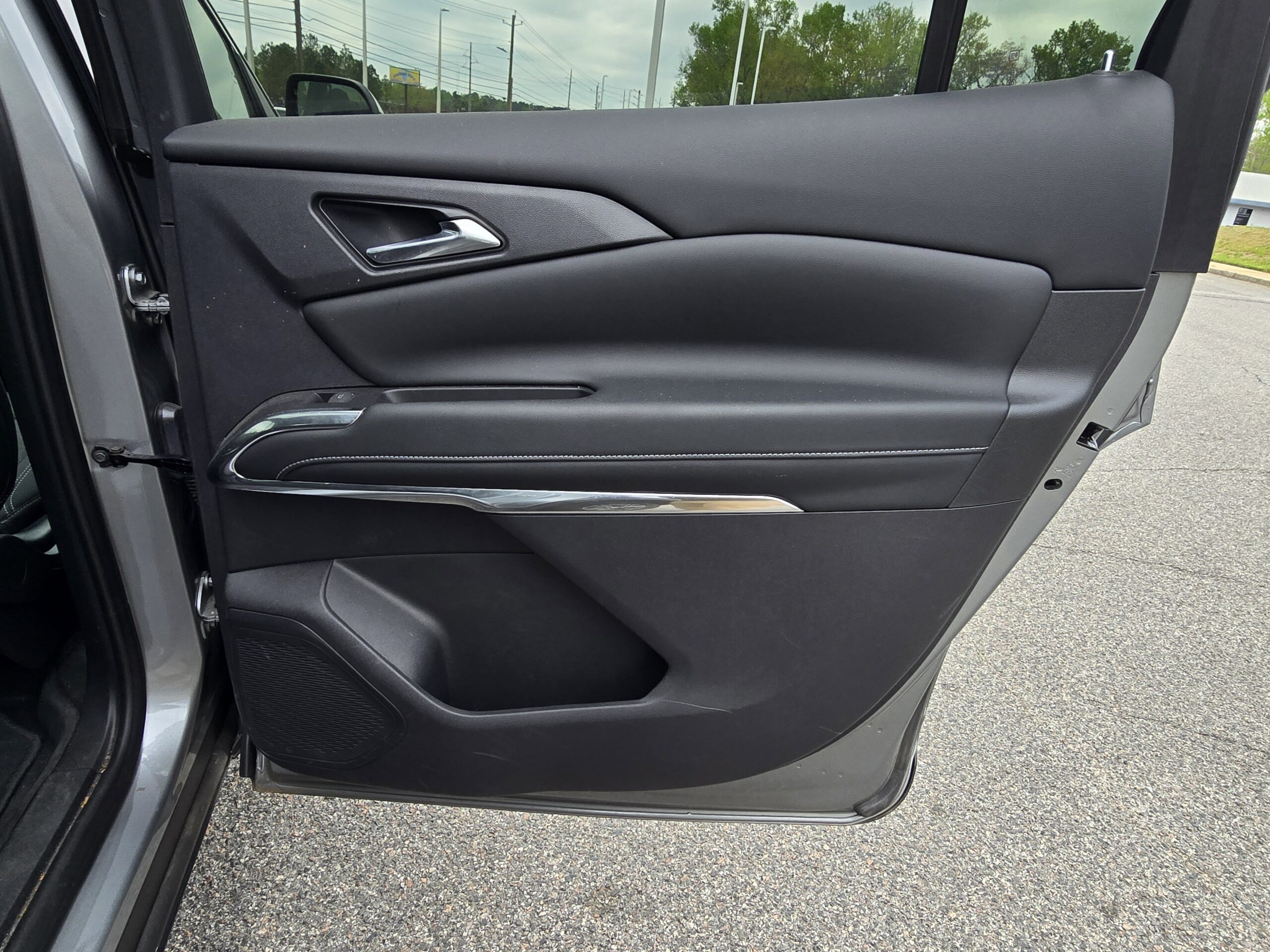 2024 Chevrolet Traverse FWD LT