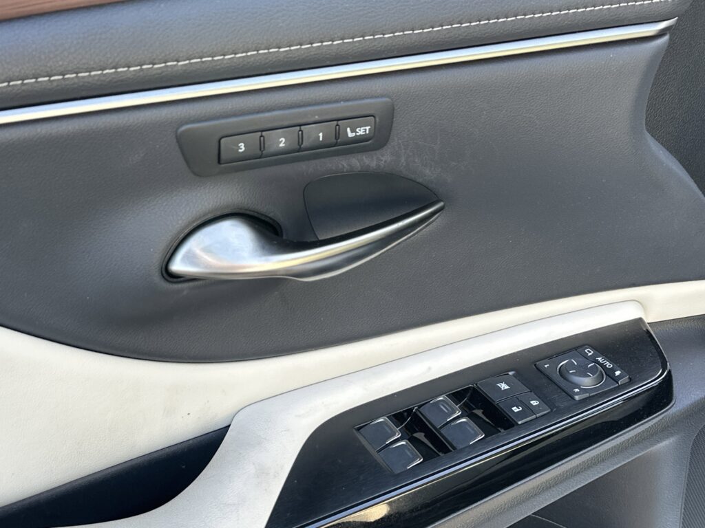2024 Lexus ES ES 350