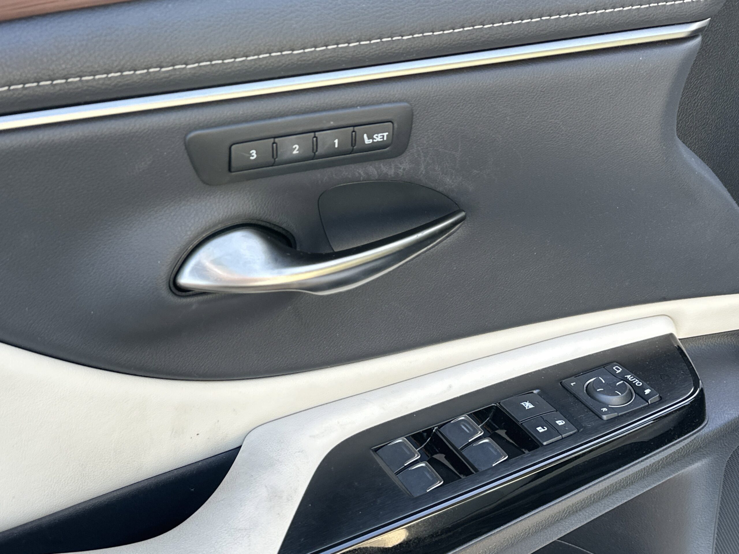 2024 Lexus ES ES 350