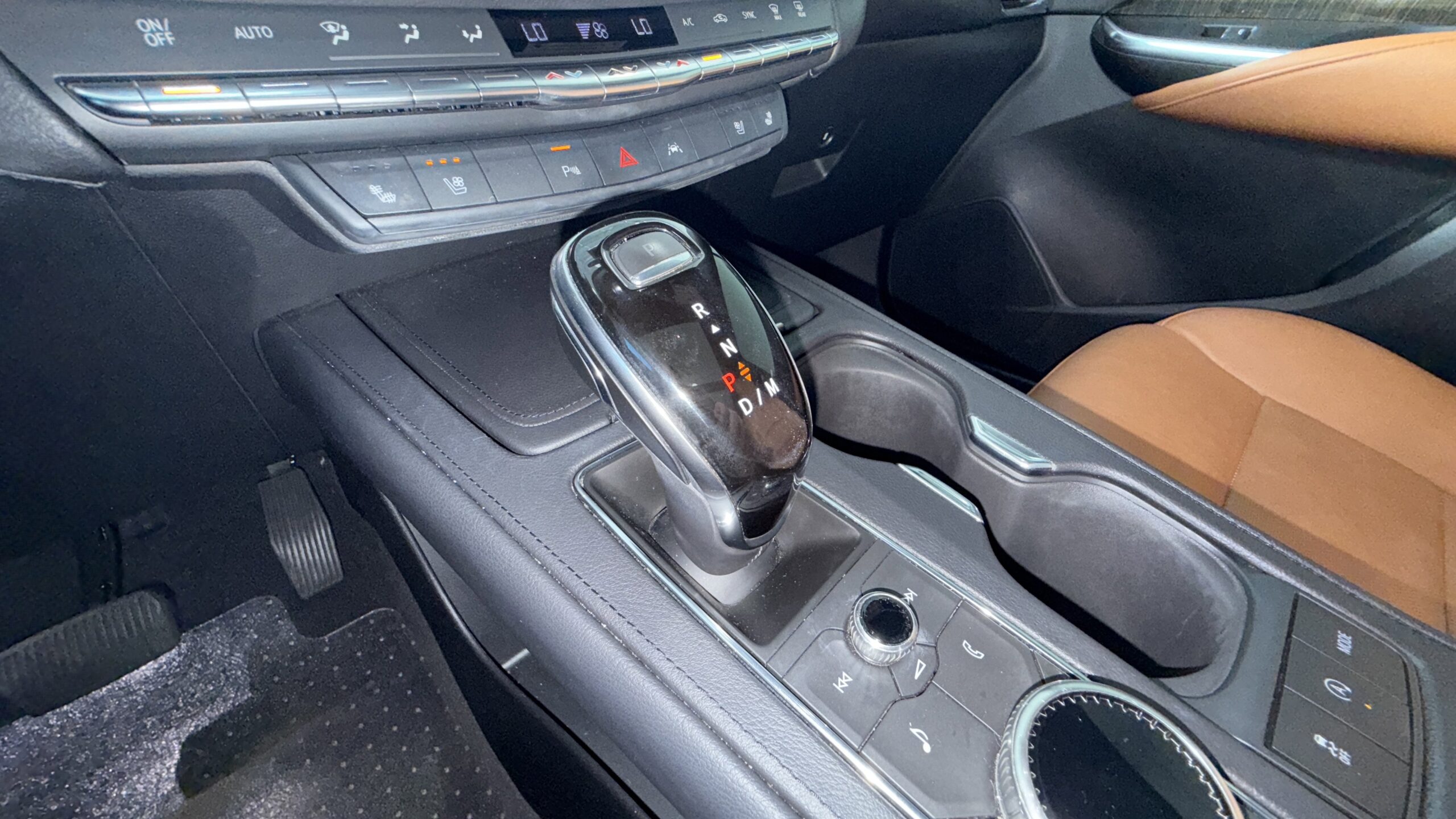 2020 Cadillac XT4 FWD Premium Luxury