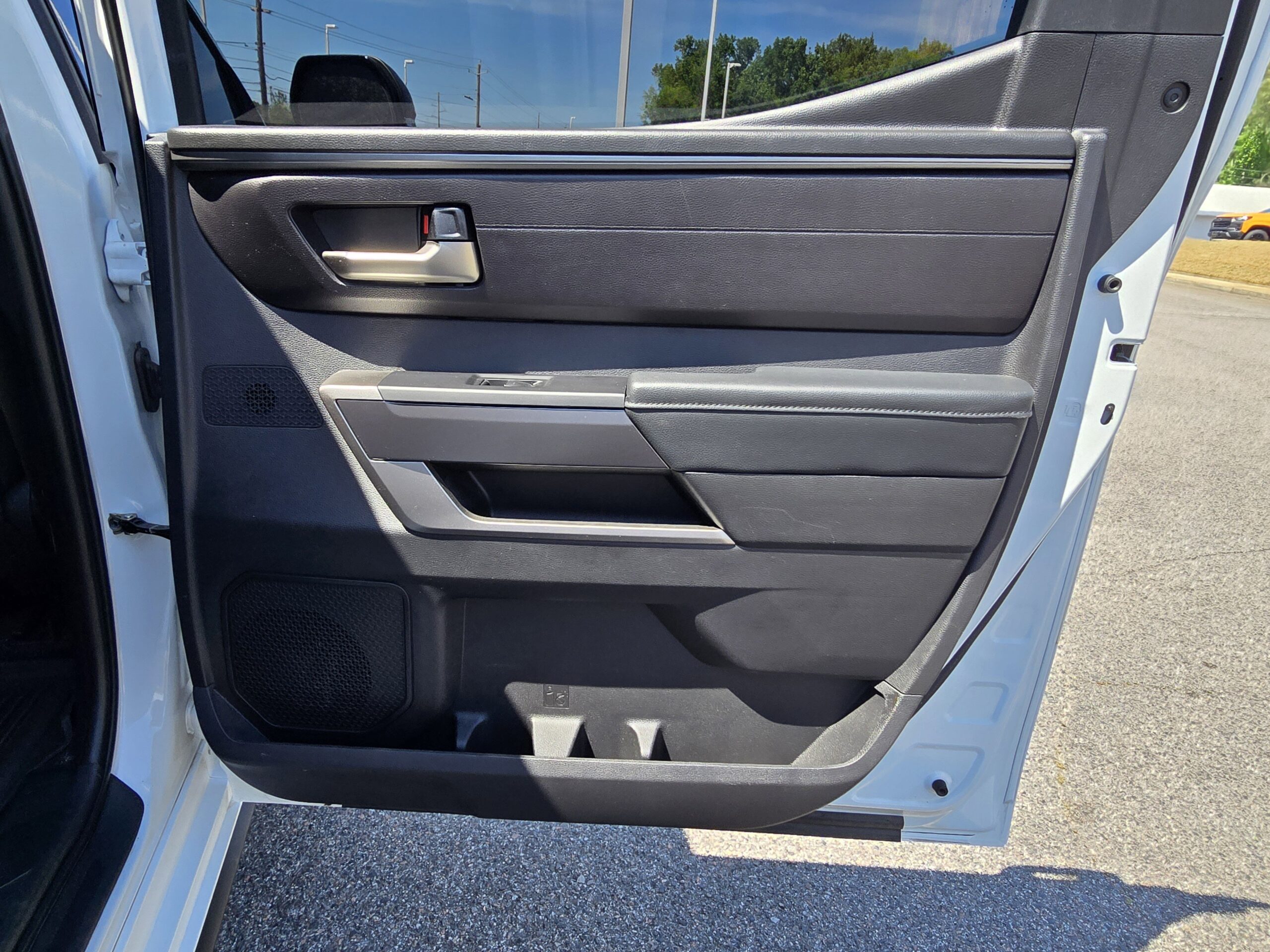 2023 Toyota Tundra 2WD SR5