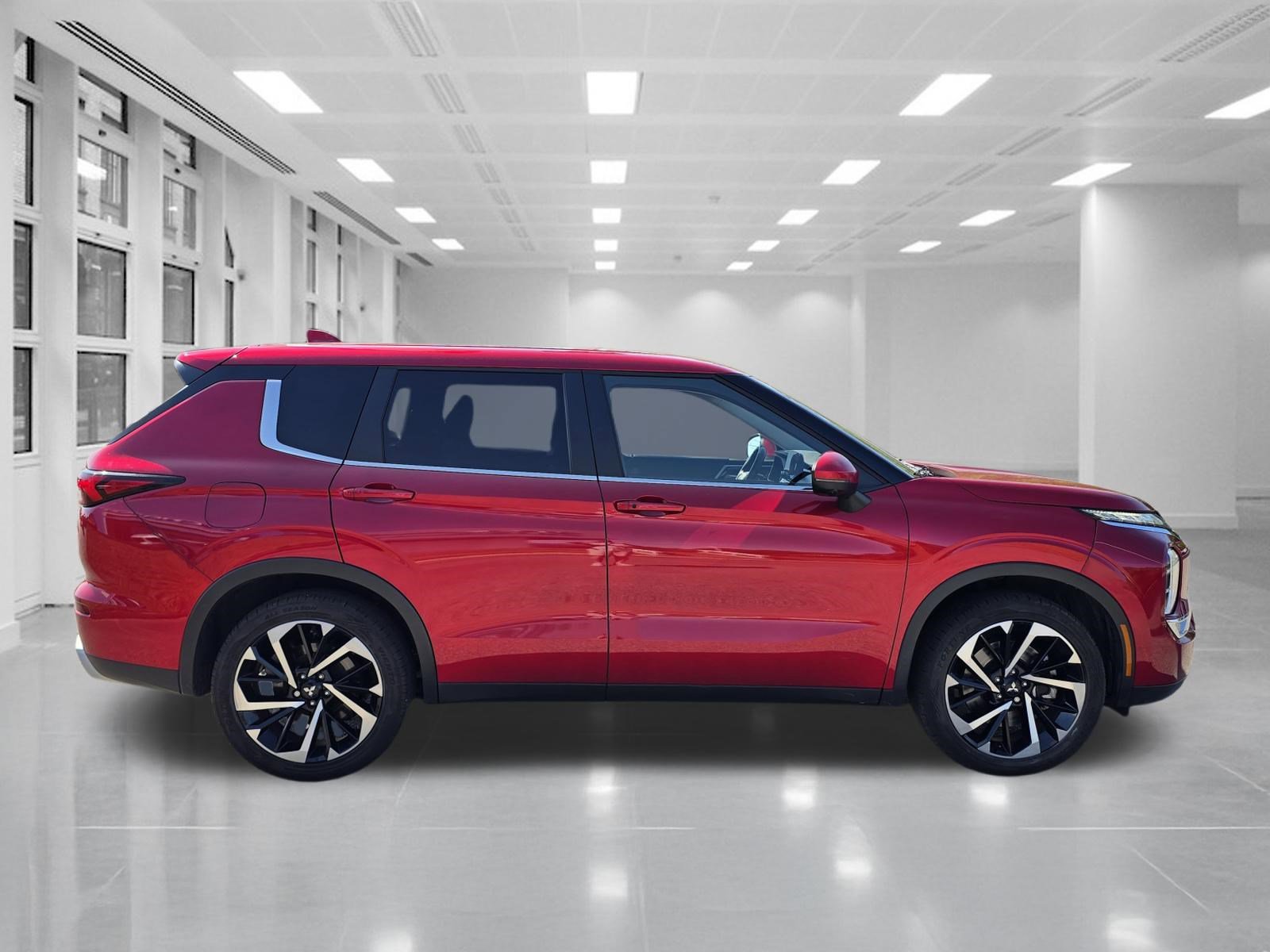 2024 Mitsubishi Outlander SE Black Edition