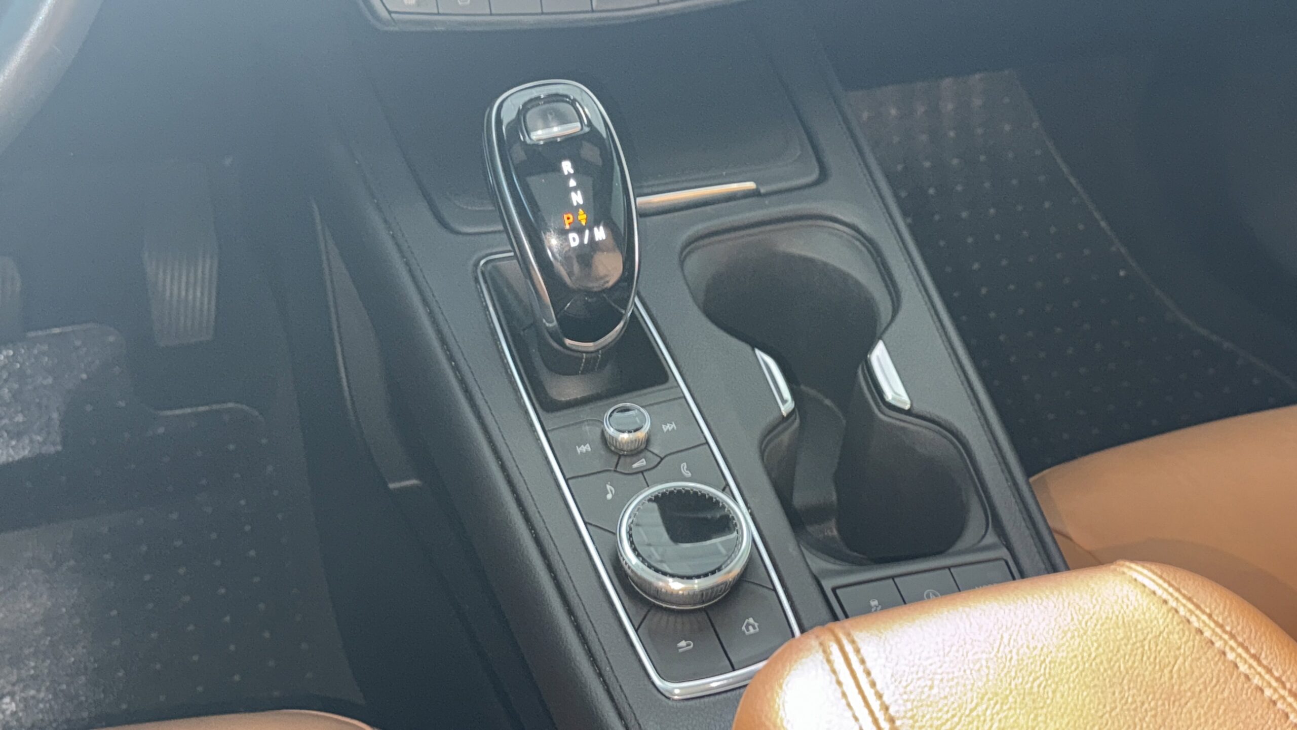 2020 Cadillac XT4 FWD Premium Luxury