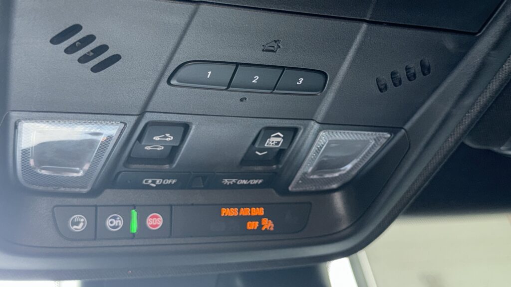 2020 Cadillac XT4 FWD Premium Luxury