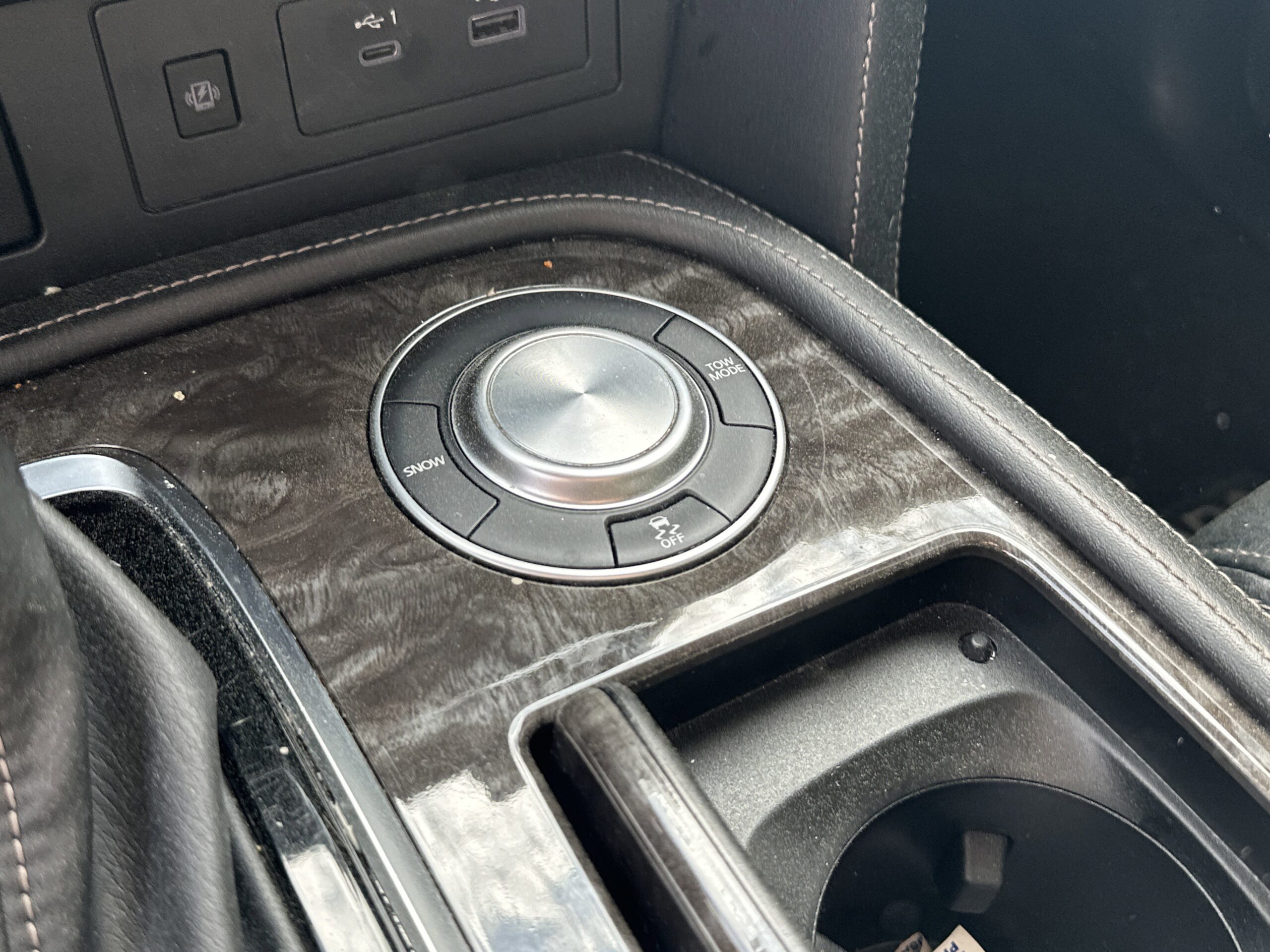 2022 Nissan Armada Platinum