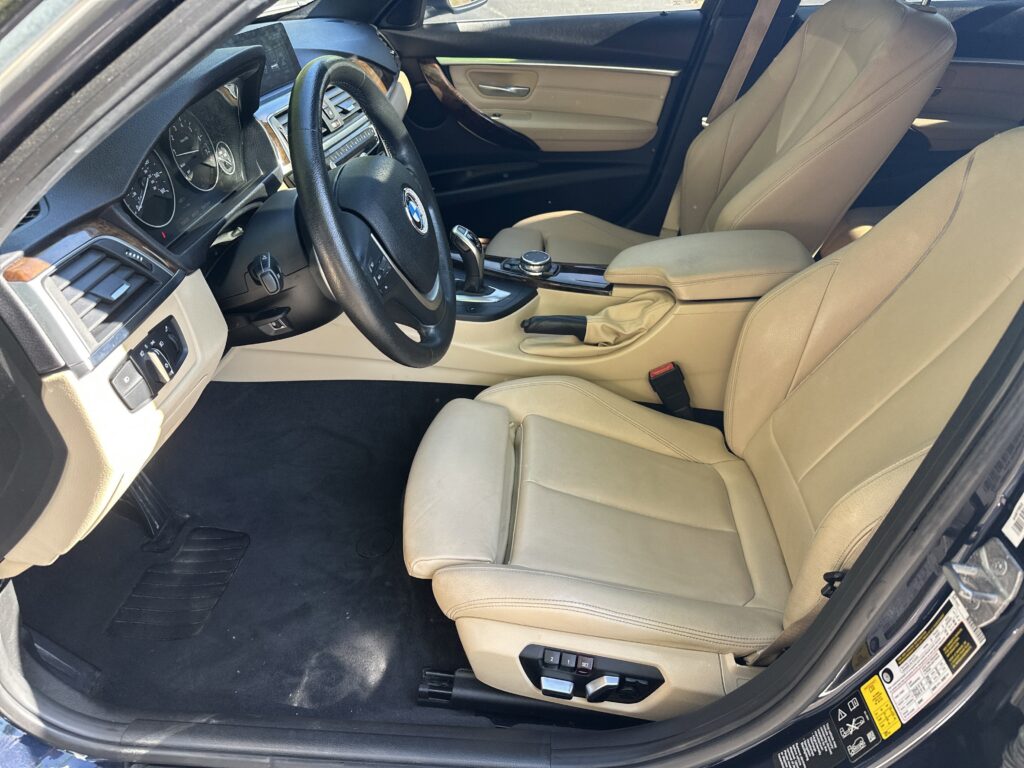 2017 BMW 3 Series 330i xDrive