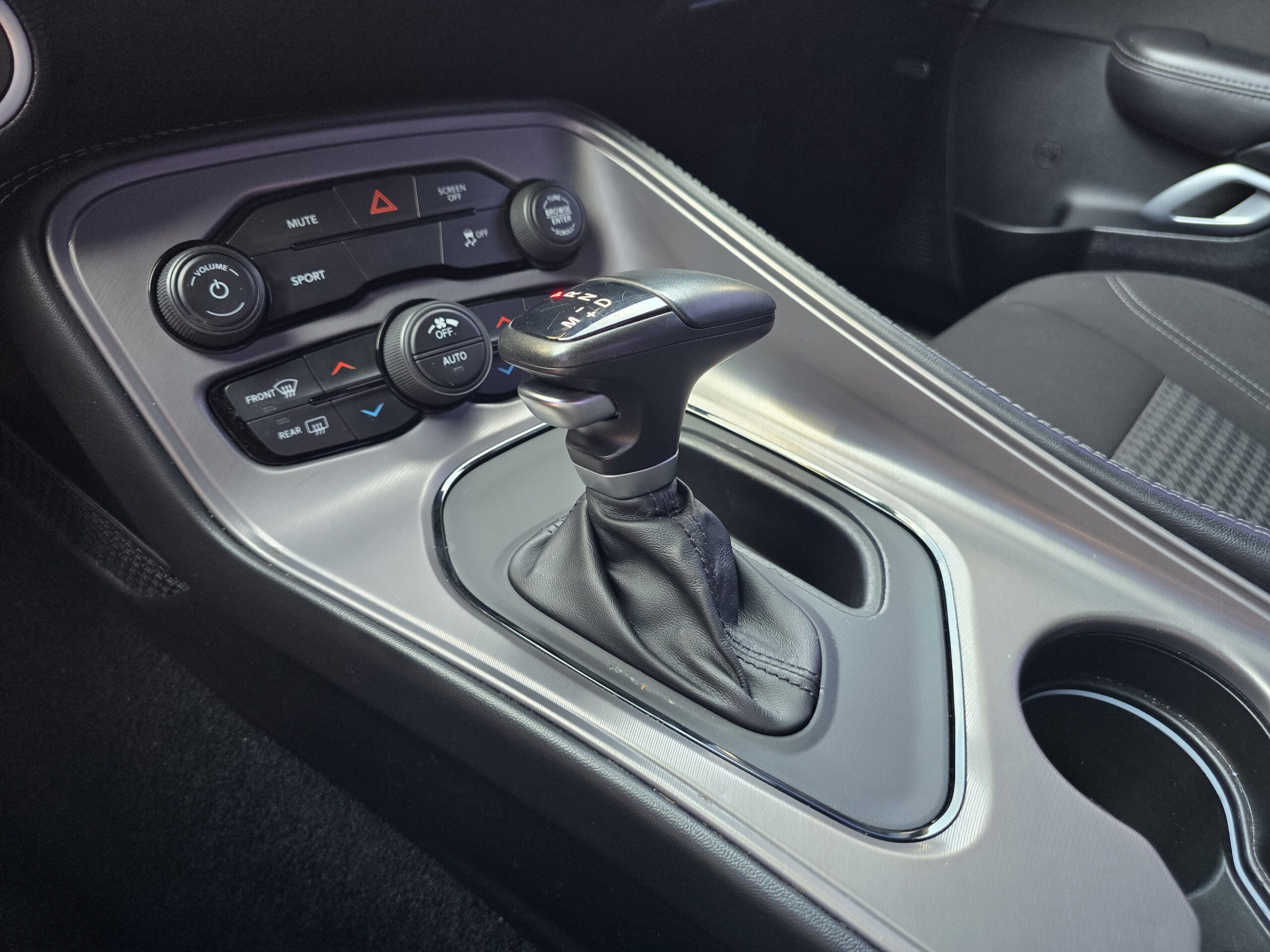 2023 Dodge Challenger SXT