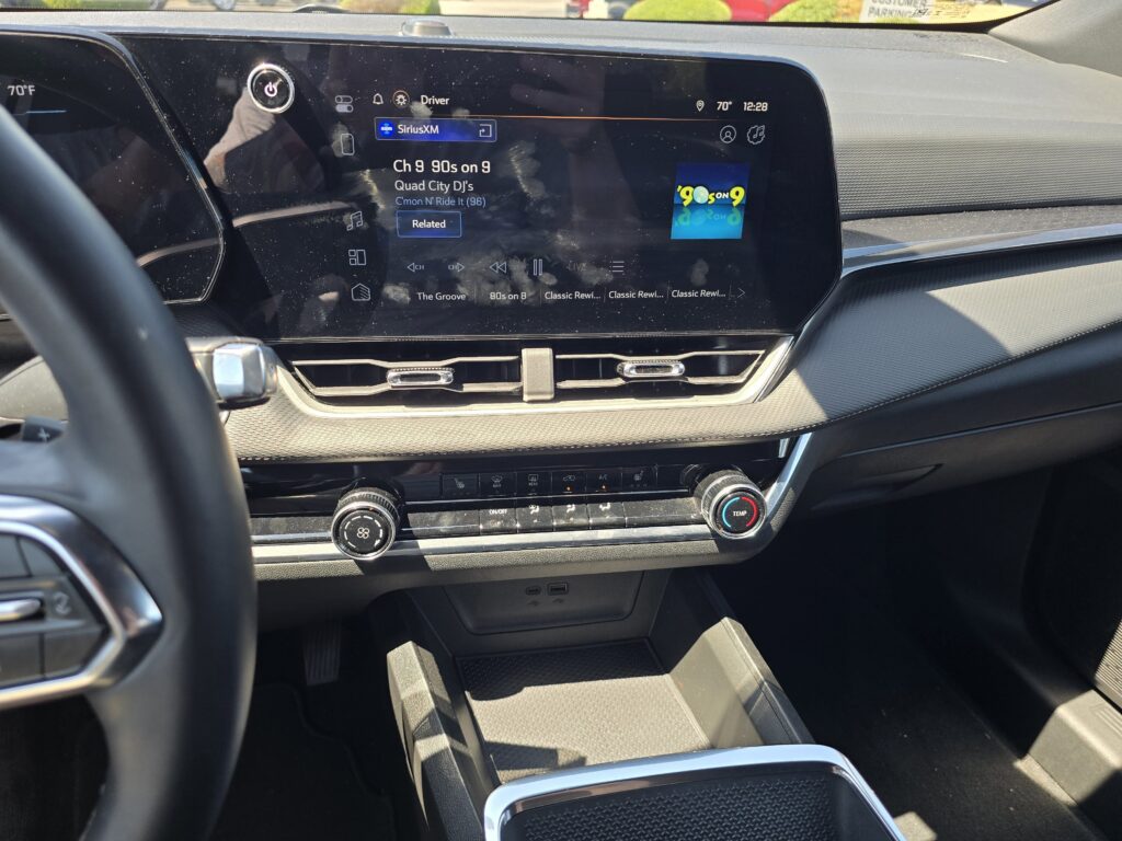 2025 Chevrolet Equinox AWD LT