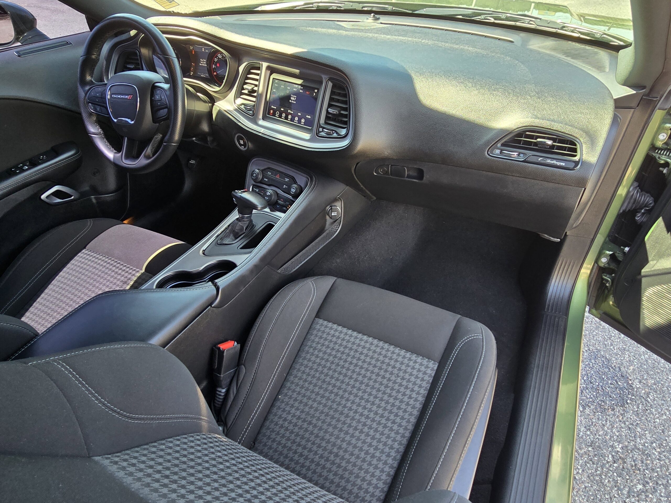 2023 Dodge Challenger SXT