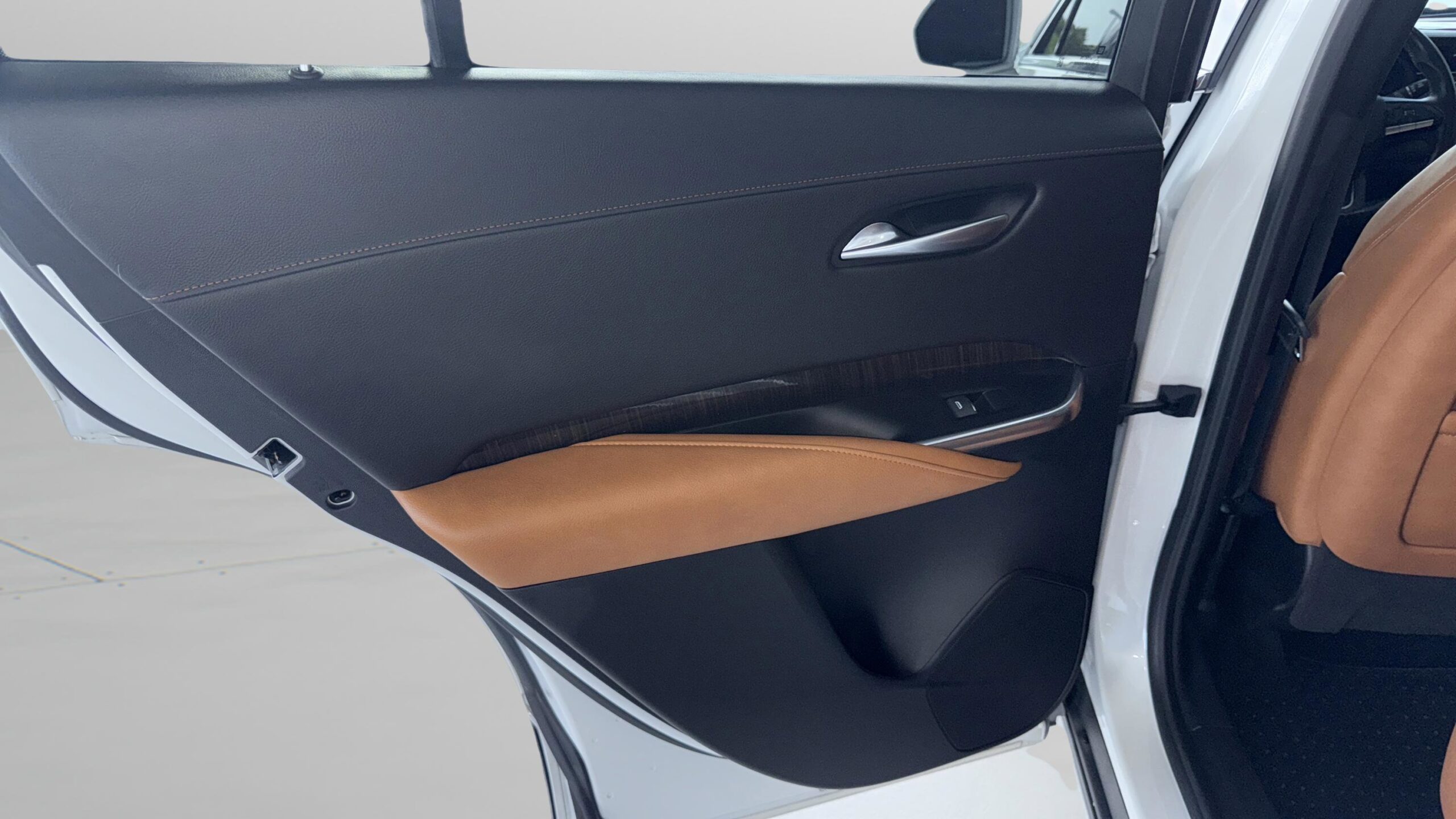 2020 Cadillac XT4 FWD Premium Luxury