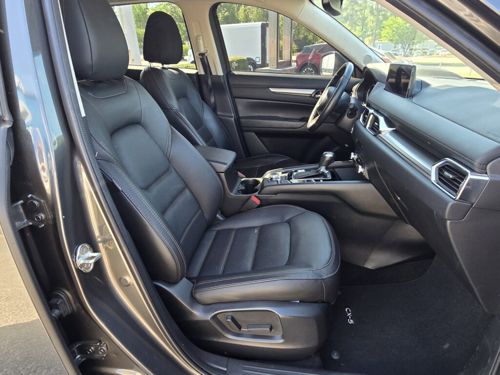 2023 Mazda CX-5 2.5 S Preferred Package