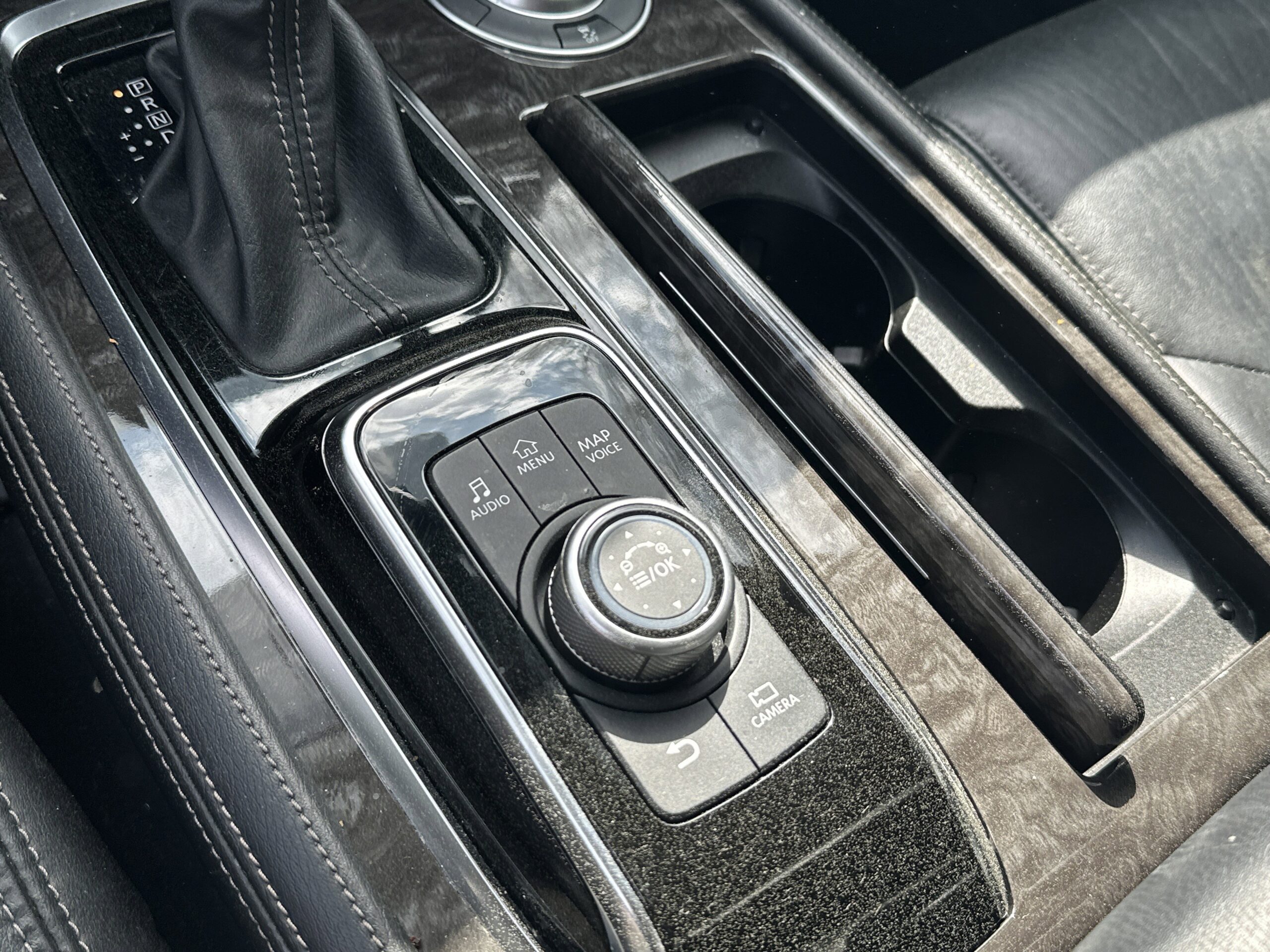 2022 Nissan Armada Platinum