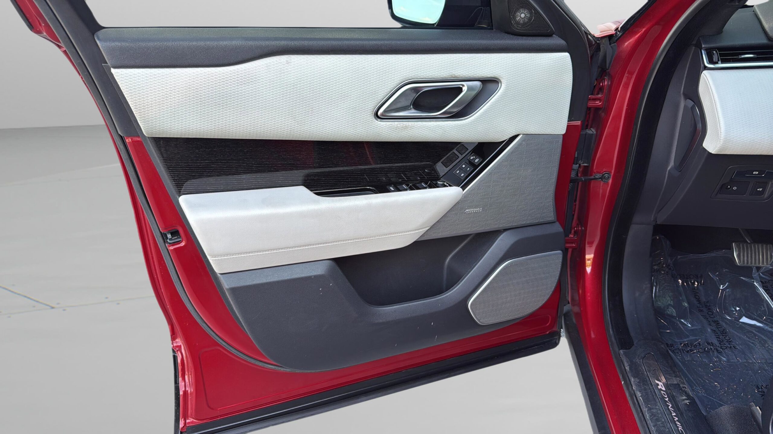 2019 Land Rover Range Rover Velar R-Dynamic SE