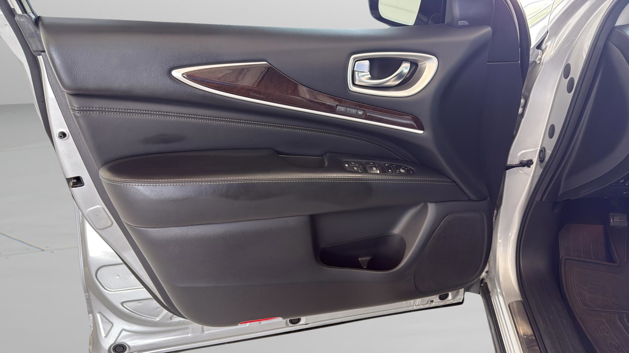 2017 INFINITI QX60