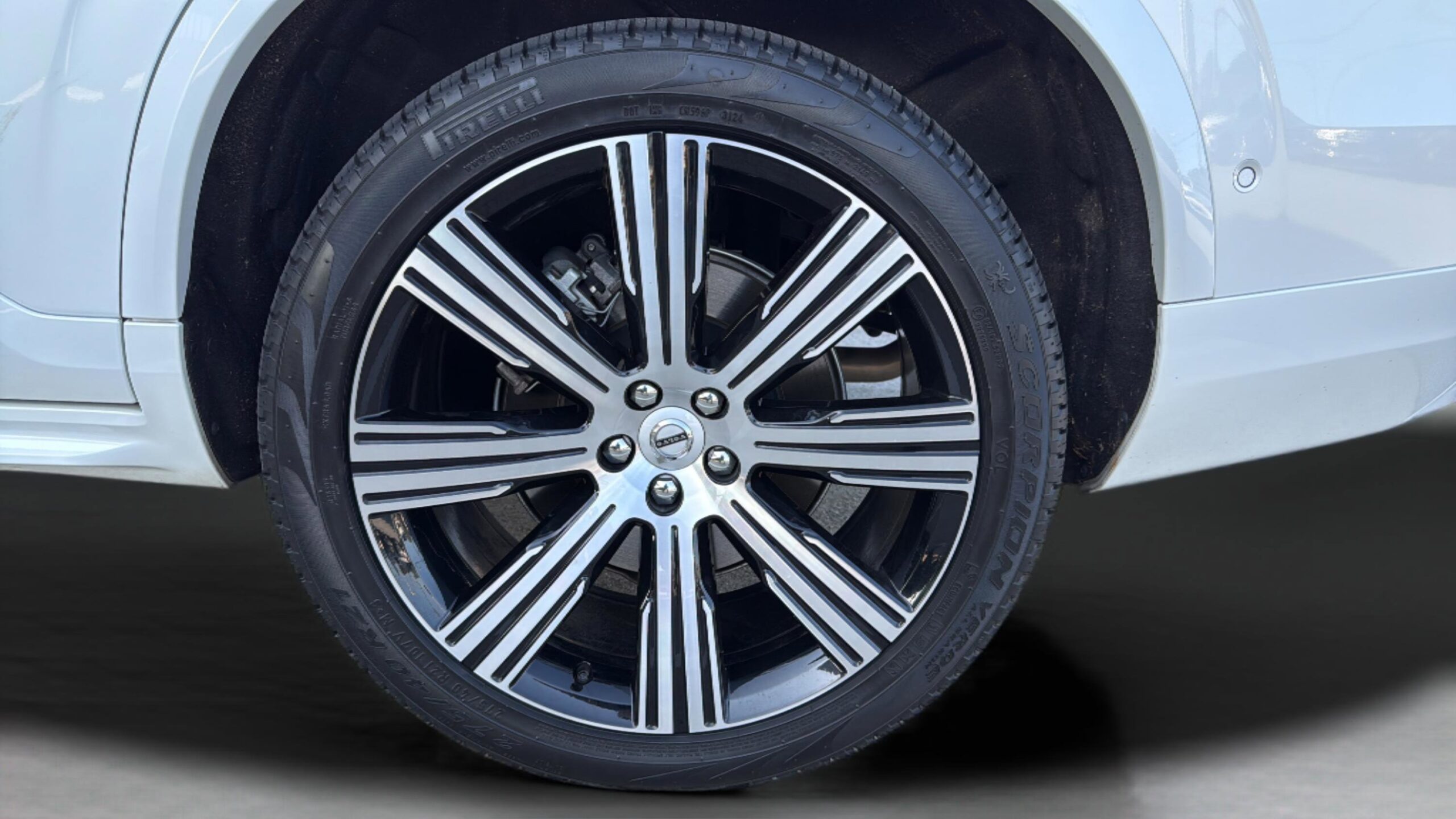 2025 Volvo XC90 Ultra