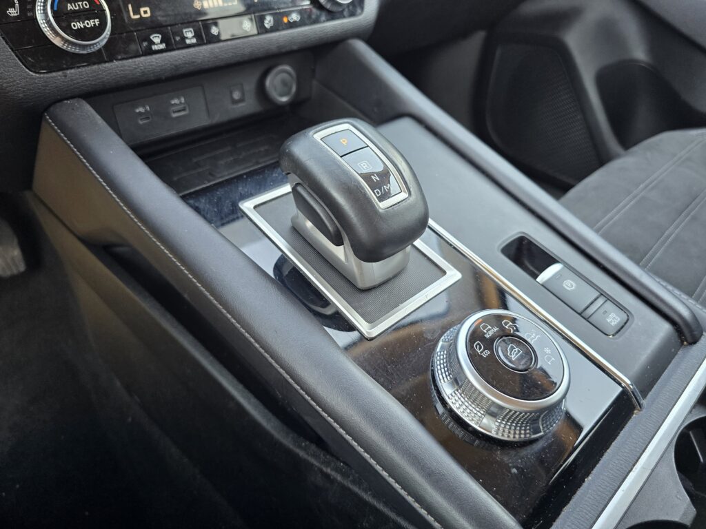2024 Mitsubishi Outlander SE Black Edition