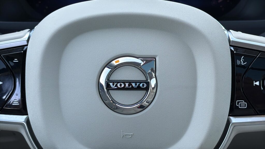 2025 Volvo XC90 Ultra