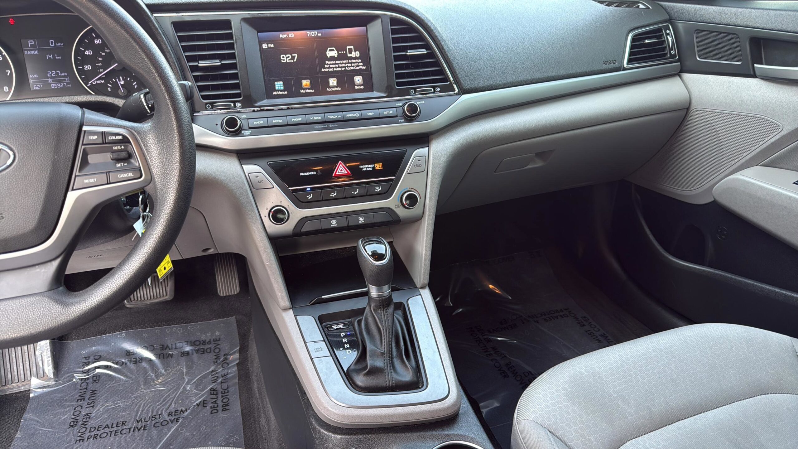 2017 Hyundai Elantra SE