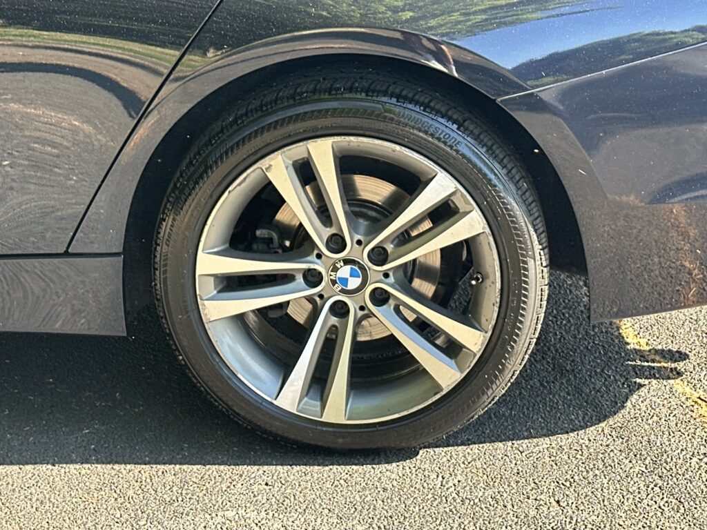 2017 BMW 3 Series 330i xDrive