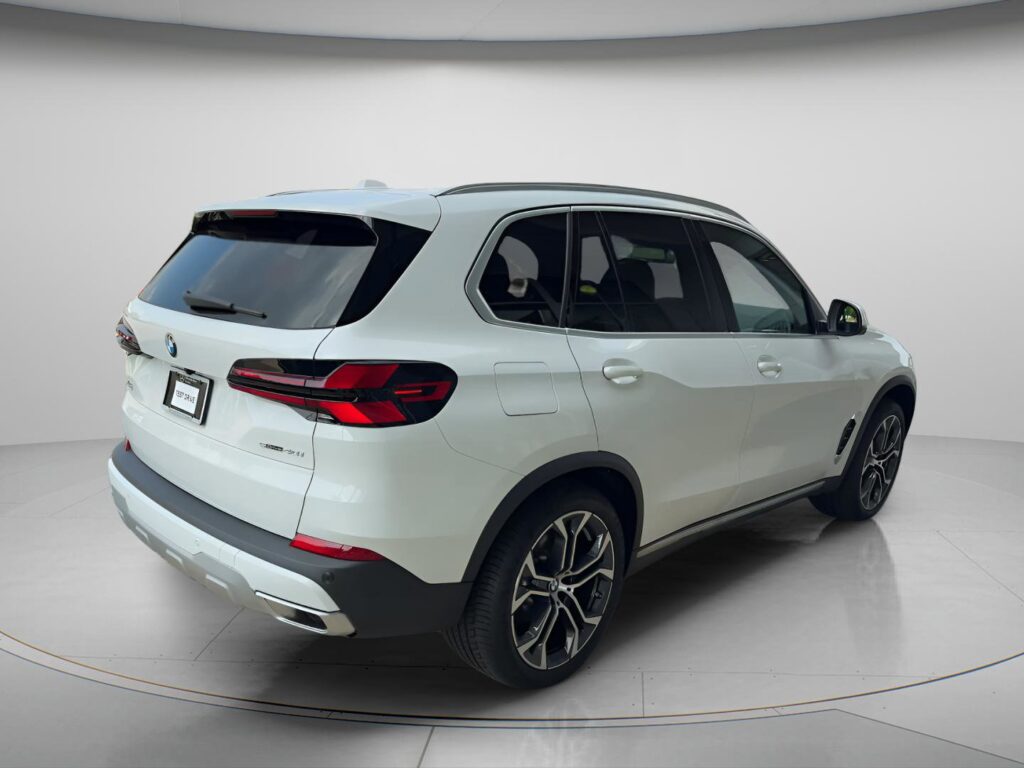 2026 BMW X5 sDrive40i