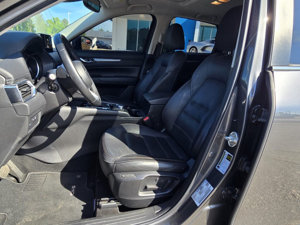 2023 Mazda CX-5 2.5 S Preferred Package